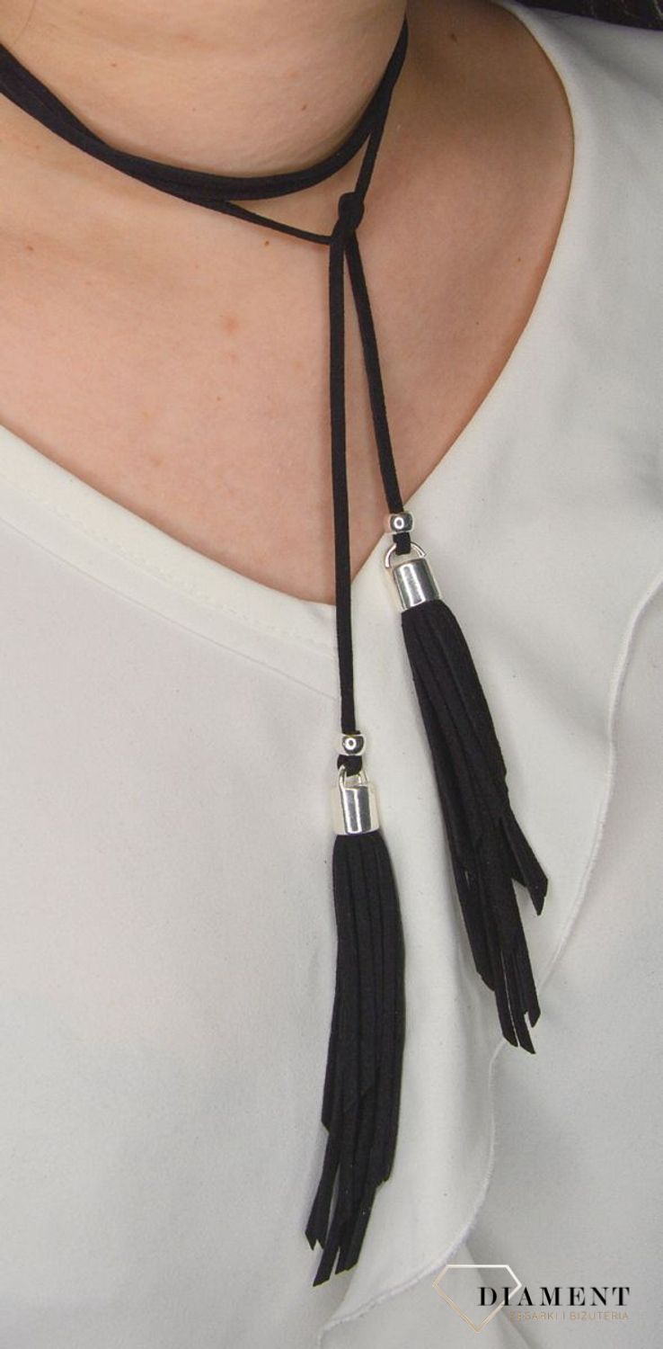 Naszyjnik choker czarny rzemyk z chwostami i srebrnymi dodatkami DIA-NSZ-0080-CZARNY S. Ciekawy, oryginalny naszyjnik choker to dodatek idealny na lato..jpg